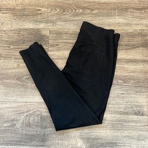 Black, super stretchy, jegging‘s size large 👖 very soft